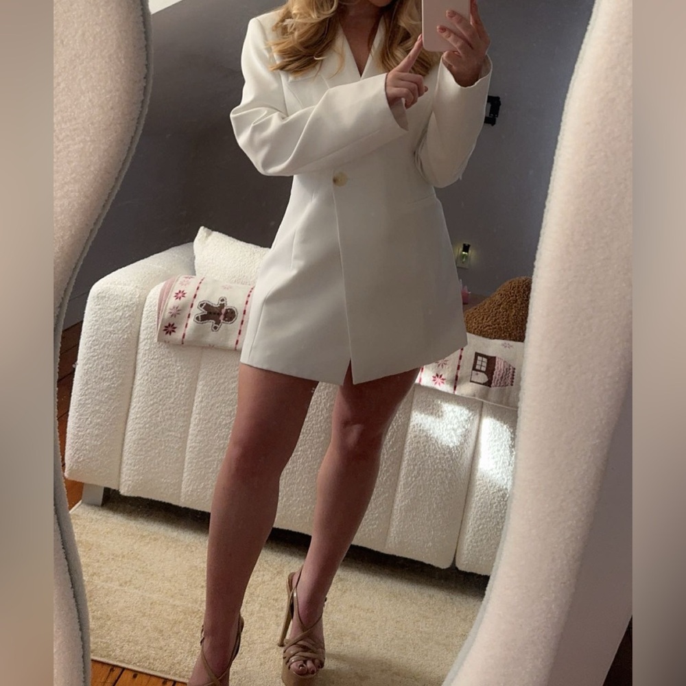 Peppery Mayo Lydia Blazer Mini Dress - Picture 4 of 5